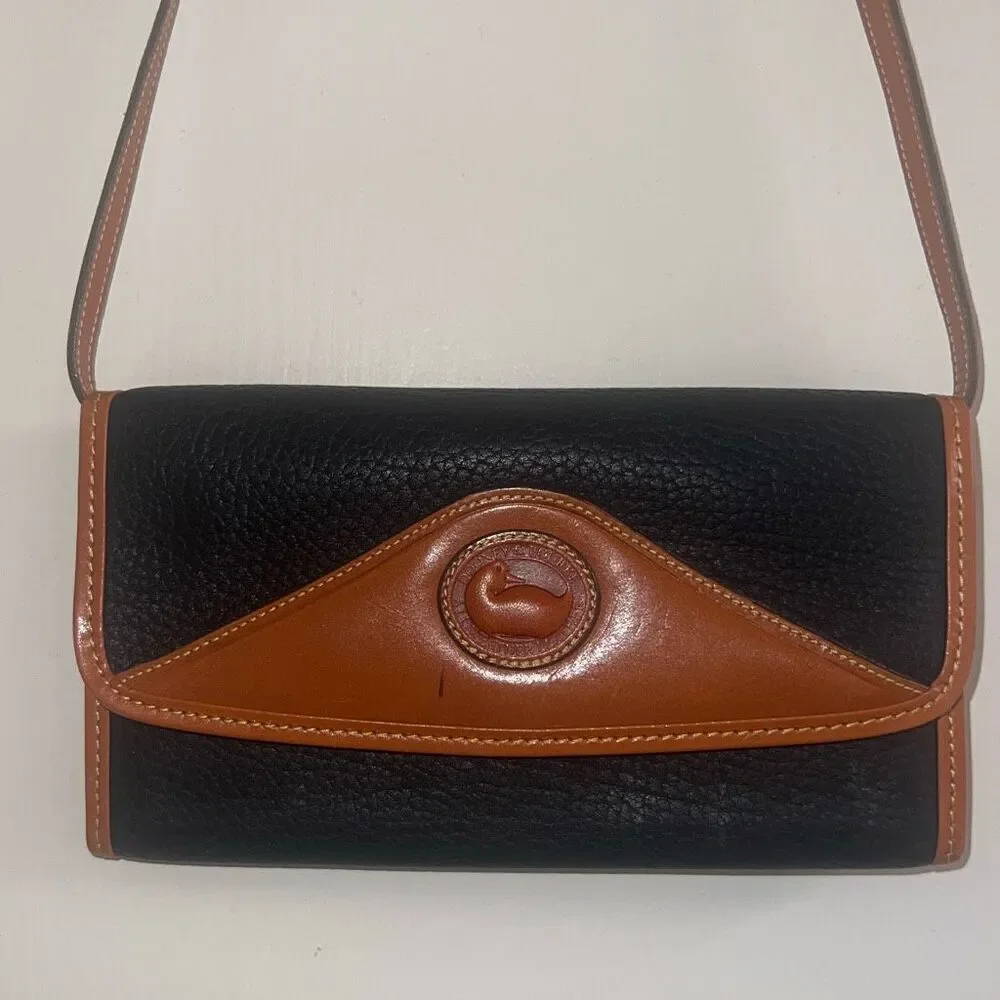 Dooney & Bourke ✨vintage dooney